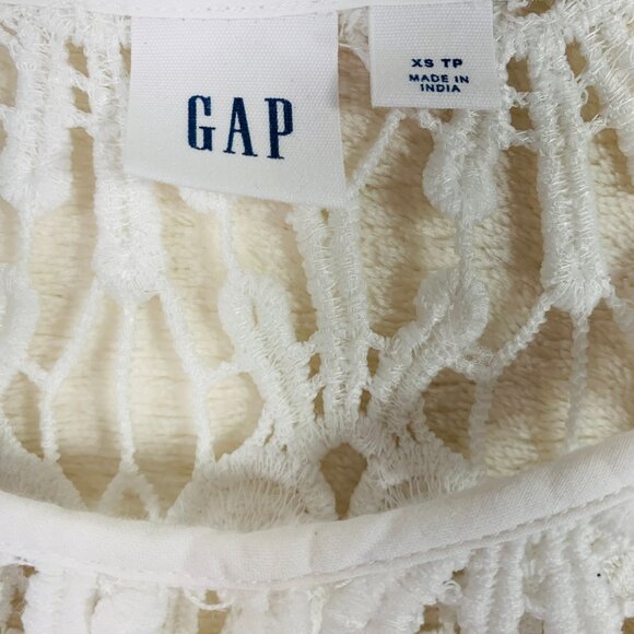 Gap white eyelet lace  sleeveless ruffle top size xs - Picture 2 of 16